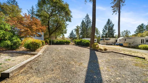 30/50 Amp Premium Back-In RV Site — image 1 of 2