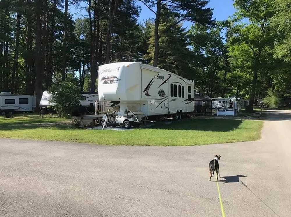 Waubeeka Family Campground - Photo 3