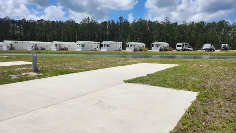Lakeside Pull In — image 1 of 1