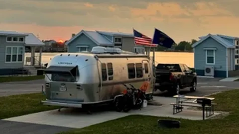 Pull Through RV Site — image 1 of 1