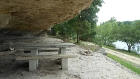 Primitive Cliffside Tent Site — image 2 of 5