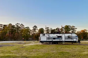 Dot’s Mobile Ranch – photo 3