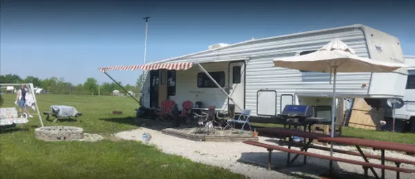 Paradise Point Camping Resort, Portland, Indiana campground