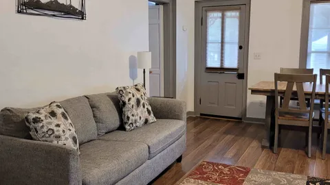 Cottage — image 2 of 11