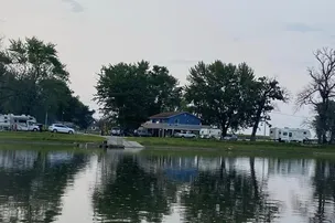 Lundeen's Rock River Landing – photo 2