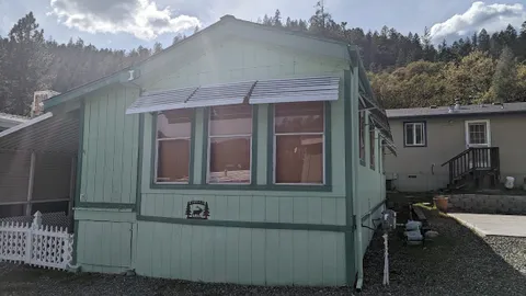 Non-Waterfront Mobile Home — image 7 of 7