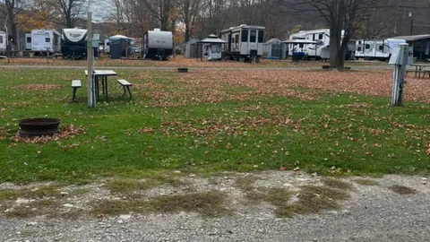 Front Row- Standard Pull-Through RV Site (W&E only) 30 Amp — image 1 of 4