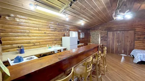 Cabin 11 "White Mule Saloon" — image 2 of 8