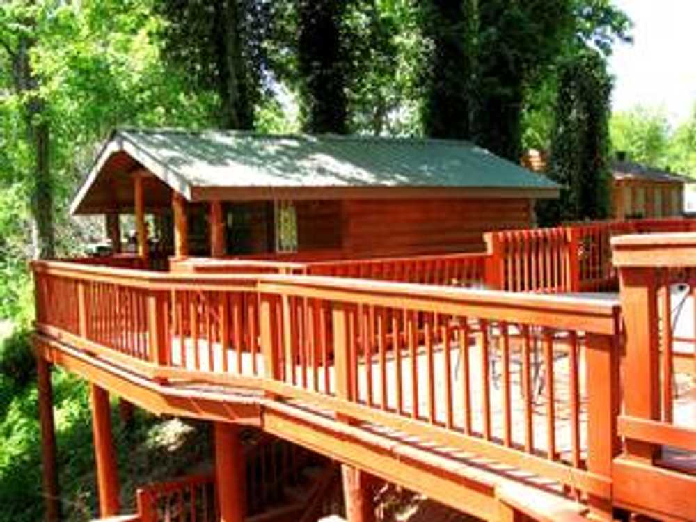 Camper Cabin 2