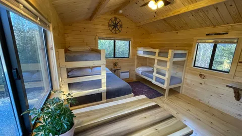 Camping Cabin — image 2 of 8