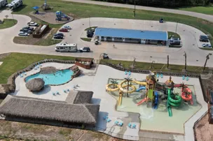 Summer Breeze RV Resort - Brookshire – photo 5
