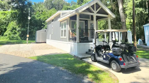 Golf Loft Cottage 1 Bedroom — image 1 of 9