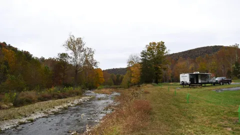 River View RV — image 6 of 6
