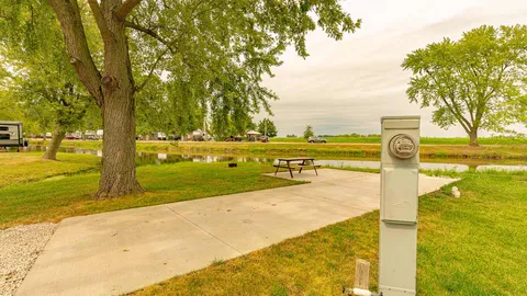 Waterfront Premium Full Hookup 50amp RV Site — image 1 of 3