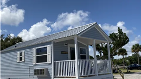 Manatee Cabin — image 1 of 11