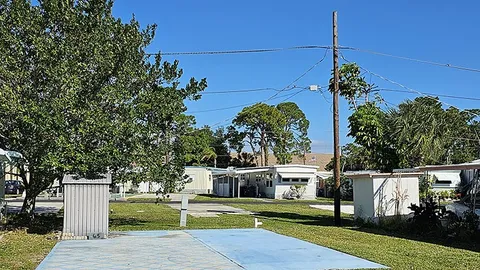 Standard Full Hookup RV Site — image 2 of 13