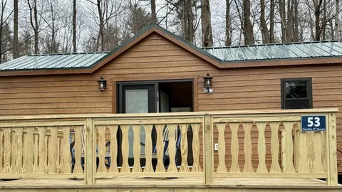 Cottage — image 1 of 8