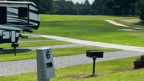 Golf Front FHU P/T — image 1 of 8
