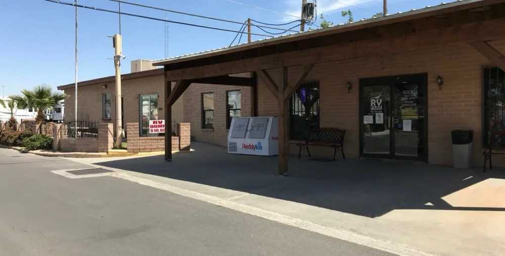 El Paso Roadrunner RV Park - El Paso, Texas - Photo 5