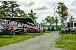 River's Edge Campground – photo 4