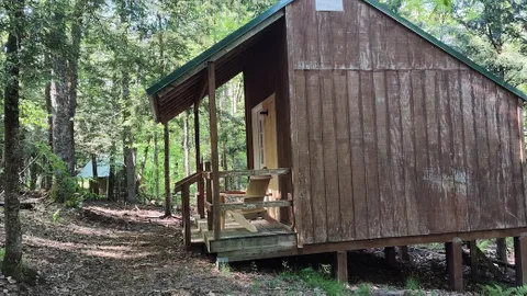 Cabin — image 2 of 10