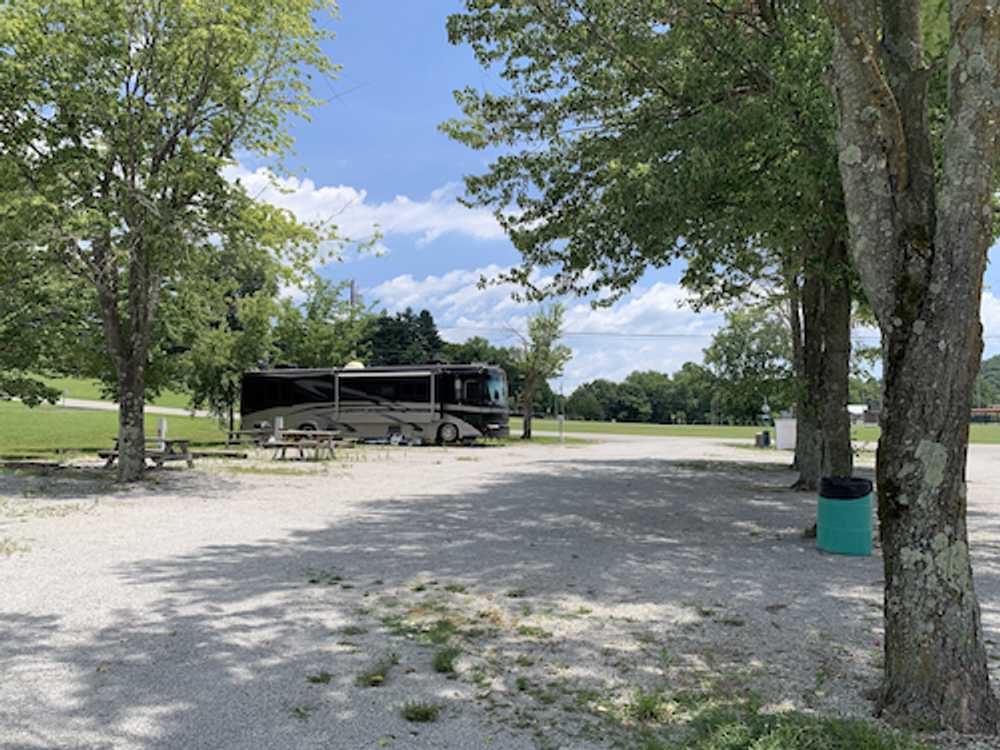 30/50 Amp Full Hookup RV Site