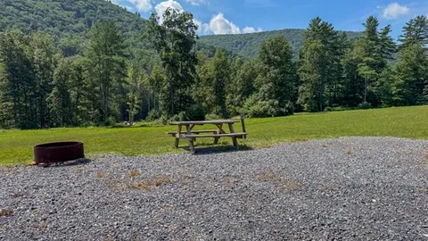 Non-Electric Mountain View — image 2 of 13