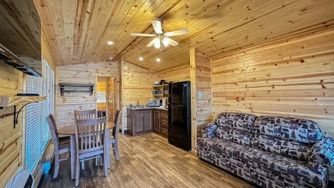 6 Person Cabin — image 2 of 9