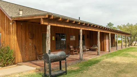 Yogi Bear™ Bunkhouse — image 1 of 9