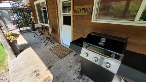 Red Pine Cabin — image 22 of 22