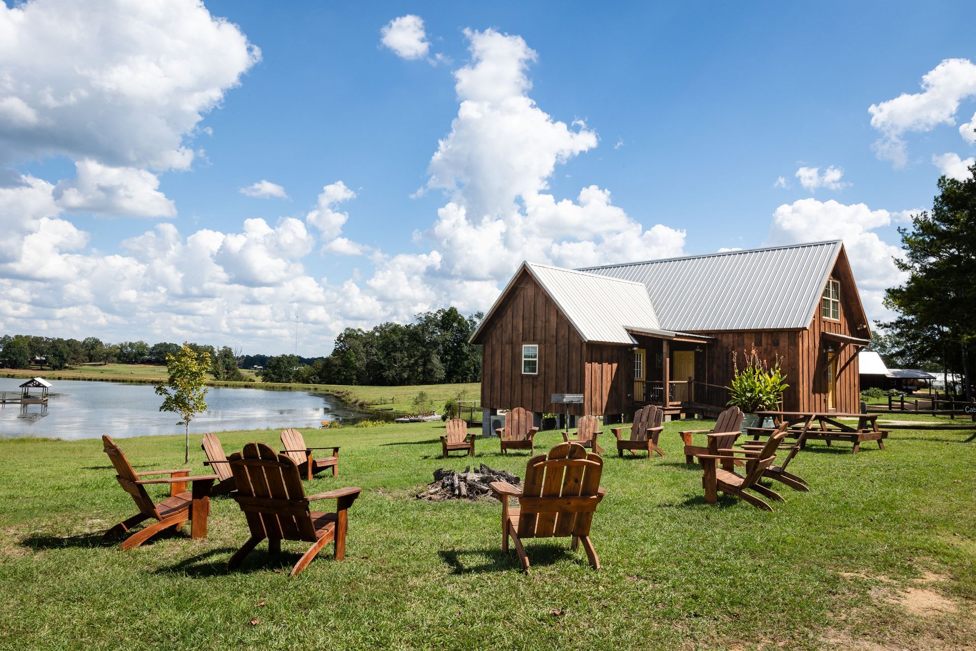 The Cabins at Dream Field Farms