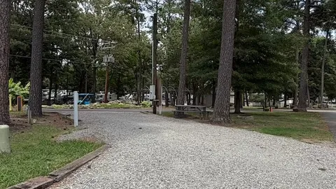Deluxe Pull-Through Full Hook-Up Site — image 1 of 1