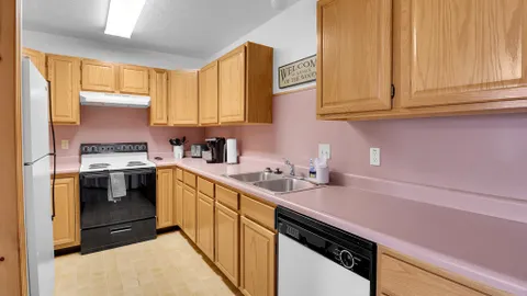 TWO BEDROOM APARTMENT — image 6 of 6