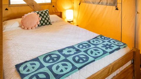Pavilion Campground: Luxury Glamping (1-Bed) — image 2 of 10