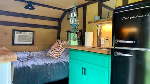 Retro RV — image 2 of 7