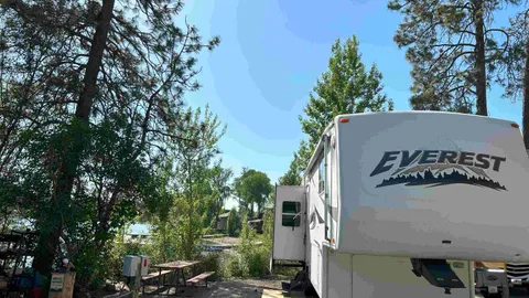50/30/20 Amp Full Hookup Waterfront RV Site — image 9 of 9