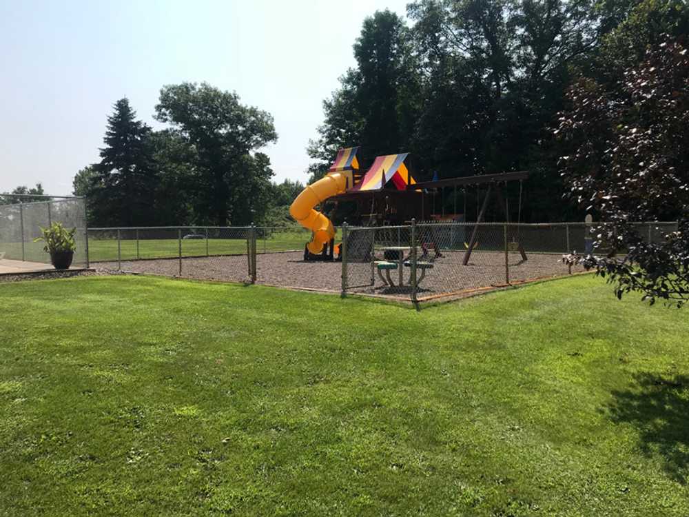 Pete's Retreat Family Campground and RV Park - Photo 5