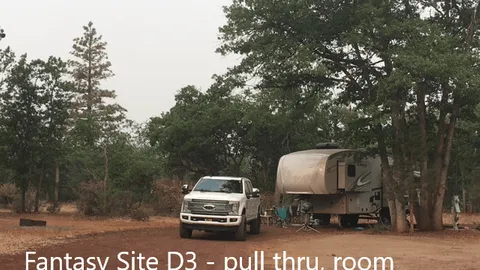 Fantasy Full Hookup RV Site — image 2 of 4
