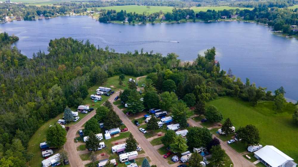 Jellystone Park™ Lake of the North - Photo 2