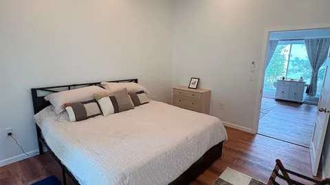 Duplex — image 2 of 9