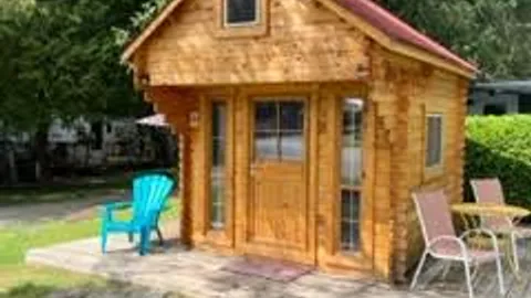 15 Amp Cabin — image 2 of 8