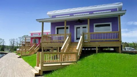 The Louisiana - new cabin! — image 1 of 12