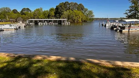 Waterview W/E RV — image 4 of 4