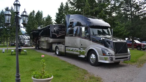 30/50 Amp Pull Thru FHU RV Site (Big Rig Friendly) — image 4 of 4