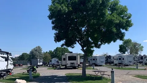 Pull-Through RV Site — image 4 of 4