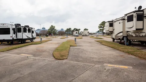 PULL-THROUGH RV SITE — image 1 of 4