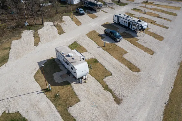 Hackberry Acres RV Park – photo 1