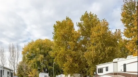 Pull Through, 30 Amp, RV Site — image 1 of 1
