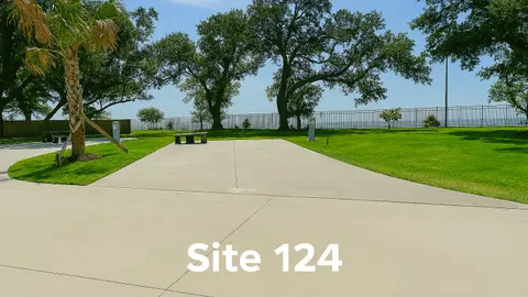 Premium Back-In (Gulf-Front) RV Site — image 5 of 5