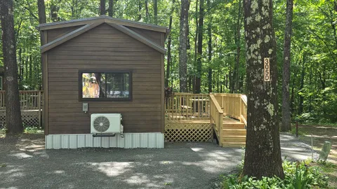 Lodge Cabin With Loft — image 1 of 6